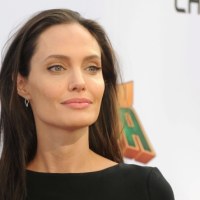 Angelina Jolie 
