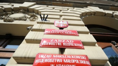 Które urzędy mają dzisiaj wolne?