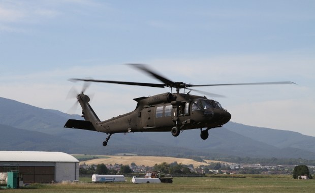 "Ktoś powinien siedzieć". Kulisy zakupu Black Hawków