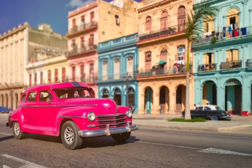 Kuba i inne karaibskie wyspy to idealne miejsce na wakacje w styczniu i lutym. /123RF/PICSEL
