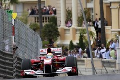 Kubica trzeci w GP Monaco, wygrał Webber