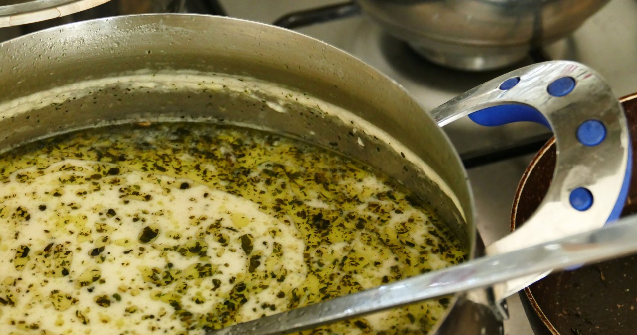 Kujawską zupę kwas przygotujesz na soku z kiszonej kapusty / kodbanker /123RF/PICSEL