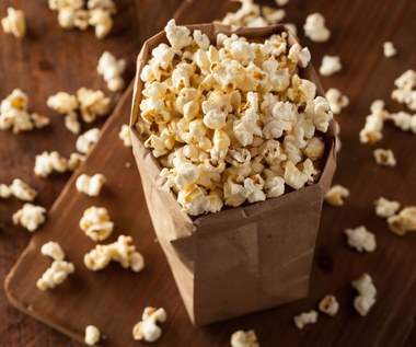 Kukurydza nie tylko na popcorn. To opakowanie zabija bakterie i przedłuża świeżość żywności