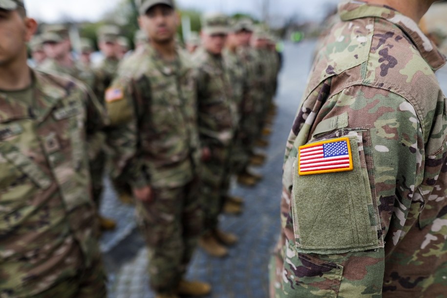 Kulisy decyzji o wstrzymaniu rotacji brygady pancernej do Polski. Żołnierze USA byli zaskoczeni /Shutterstock