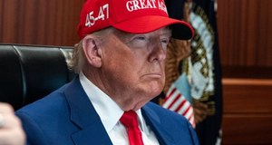 Kulisy decyzji Trumpa. Wahał się do ostatniej chwili [RELACJA NA ŻYWO]