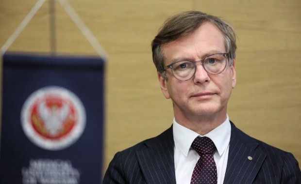 Kulisy odwołania szefa Kliniki Ginekologii WUM. Znamy ekspertyzy prawników 