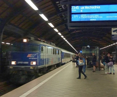Kulisy pracy w nocnych pociągach. Dostają kary za odpoczynek 