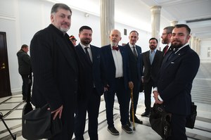 Kulisy sporu w Konfederacji. Trzech posłów zostanie na lodzie?