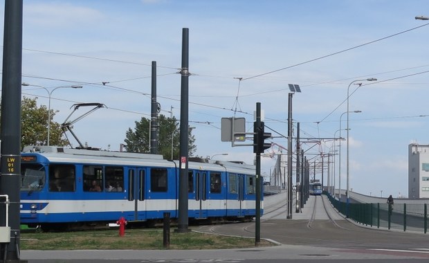 Kulminacyjny moment utrudnień w Krakowie. Trwa budowa łącznicy kolejowej