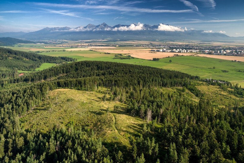 Kultowy pociąg znów kursuje. Za 5 euro dojedziemy do słowackiego miasta u stóp Tatr