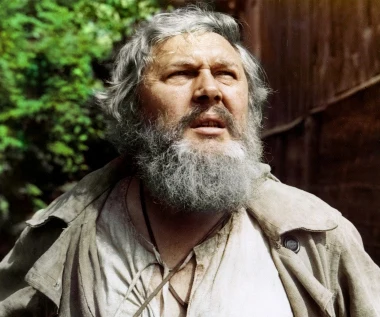 Kultowy polski film w telewizji aż 16 razy! Kiedy i gdzie oglądać "Znachora"?