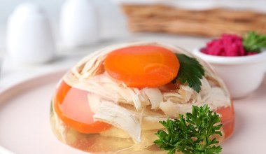 Kultowy przysmak z PRL-u znów jest doceniany. Pomaga nie tylko na obolałe stawy