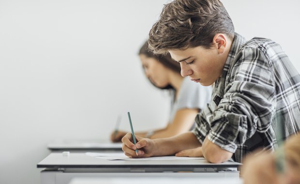 Kumulacja roczników. W stolicy brakuje 5 tys. miejsc w szkołach średnich