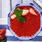 Kupiłeś truskawki? Zrób z nich rewelacyjny chłodnik owocowy