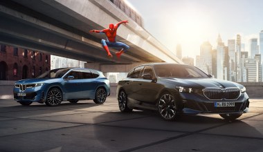 Kupili luksusowe BMW za 560 tys. zł. Na ekranie zobaczyli reklamę