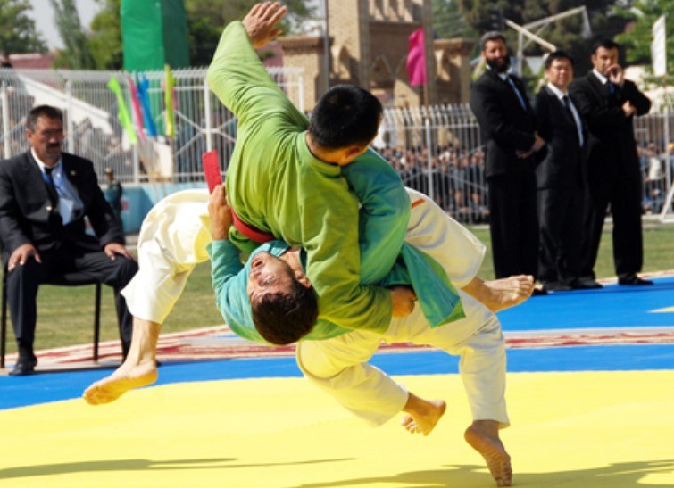 Kurasz - uzbecka wersja judo /East News