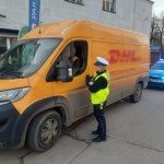 Kurierzy po alkoholu i narkotykach. 11 osób w rękach policji