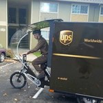 Kurierzy UPS na rowerach? W USA już tak jest