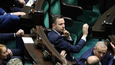 Kuriozalna porażka opozycji. Opuścili ważne głosowanie, będą kary 