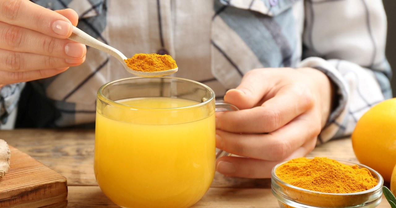Kurkuma działa przeciwzapalnie, poprawia metabolizm ale ma także korzystny wpływ na funkcjonowanie układu nerwowego /123RF/PICSEL