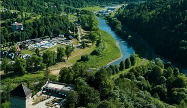Курортне місто, улюблене туристами з Польщі та з-за кордону. Це перлина регіону