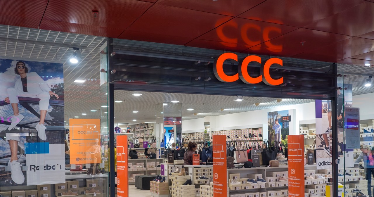 Kurs akcji spółki CCC wzrósł o praie 33 proc. /123RF/PICSEL