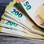 Kurs złotego (1 sierpnia). Ile kosztują dolar i euro, a ile frank szwajcarski? 