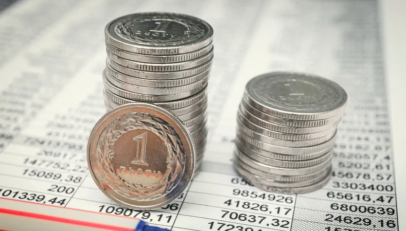 Kursy walut. Dolar łapie oddech, złoty w odwrocie