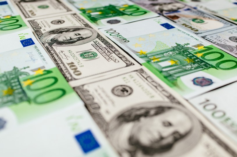 Kursy walut. Ile kosztują euro, dolar i frank w czwartek, 31 sierpnia? /123RF/PICSEL