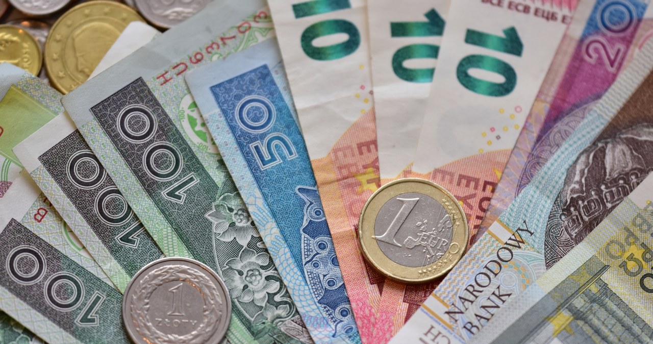 Kursy walut. Ile kosztują euro, dolar i frank w czwartek, 6 lipca? /123RF/PICSEL