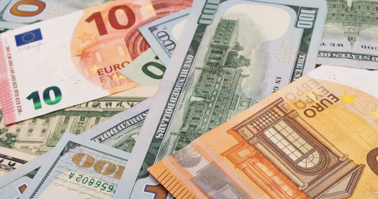 Kursy walut. Ile kosztują euro, dolar i frank we wtorek, 11 lipca? /123RF/PICSEL