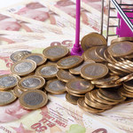 Kursy walut: Lira, forint i funt w centrum uwagi