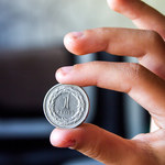 Kursy walut. Złoty odrabia straty do euro; mocniejszy dolar