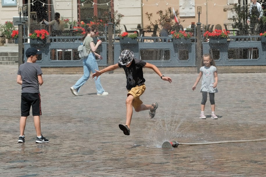 Kurtyny wodne w Warszawie /Mateusz Marek /PAP