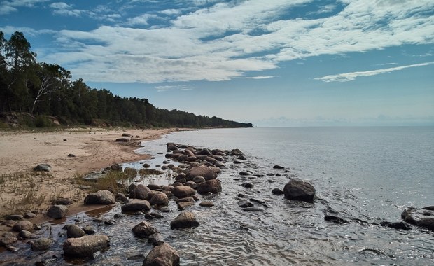 Kusiły klientów wizją odpoczynku nad morzem. Oszukały co najmniej 75 osób  