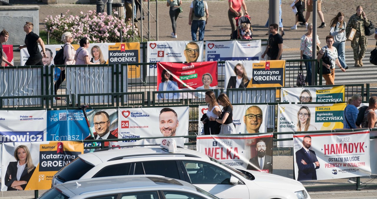 KW mają obowiązek usunąć plakaty wyborcze w przeciągu 30 dni od daty wyborów. W Przeciwnym razie pełnomocnikom wyborczym grożą grzywny /Wojciech Stróżyk /Reporter