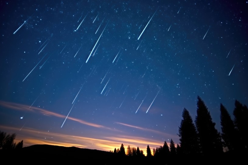 Kwadrantydy to pierwszy w roku deszcz meteorów /123RF/PICSEL