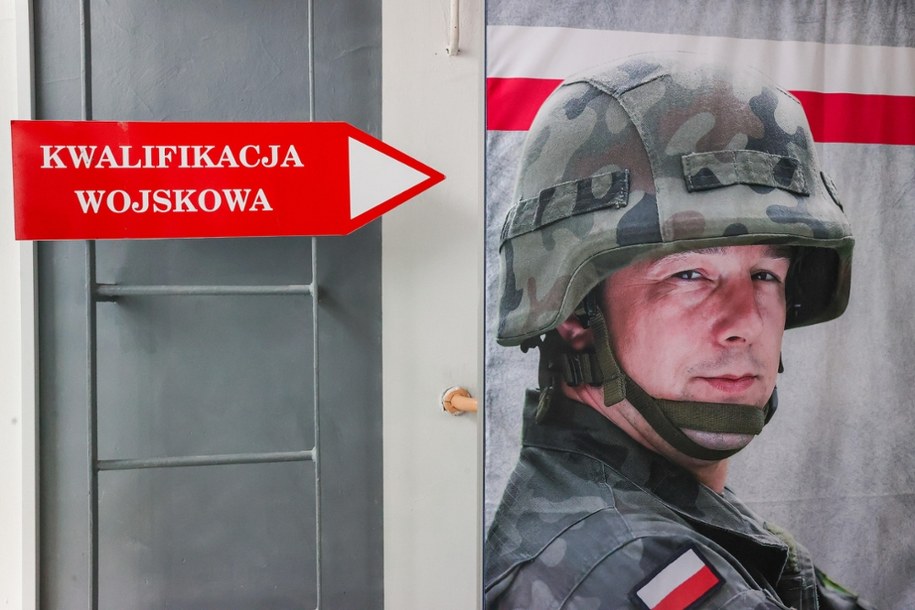Kwalifikacją wojskową ma zostać objętych 235 tys. osób /	Marian Zubrzycki /PAP