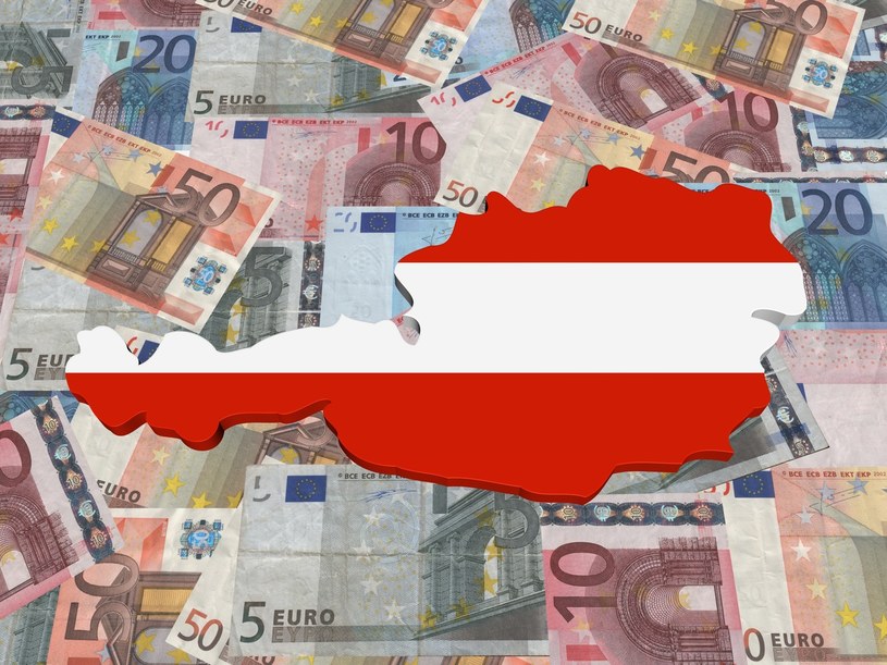 Kwota wolna od podatku w Austrii wynosi 11 000 euro /Adobe Stock