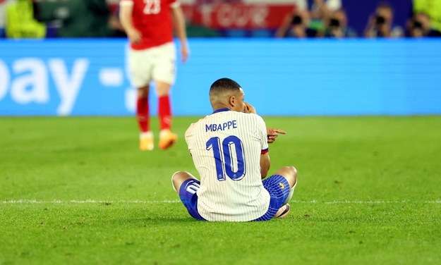 Kylian Mbappe podczas meczu Francji z Austrią /Friedemann Vogel /PAP/EPA