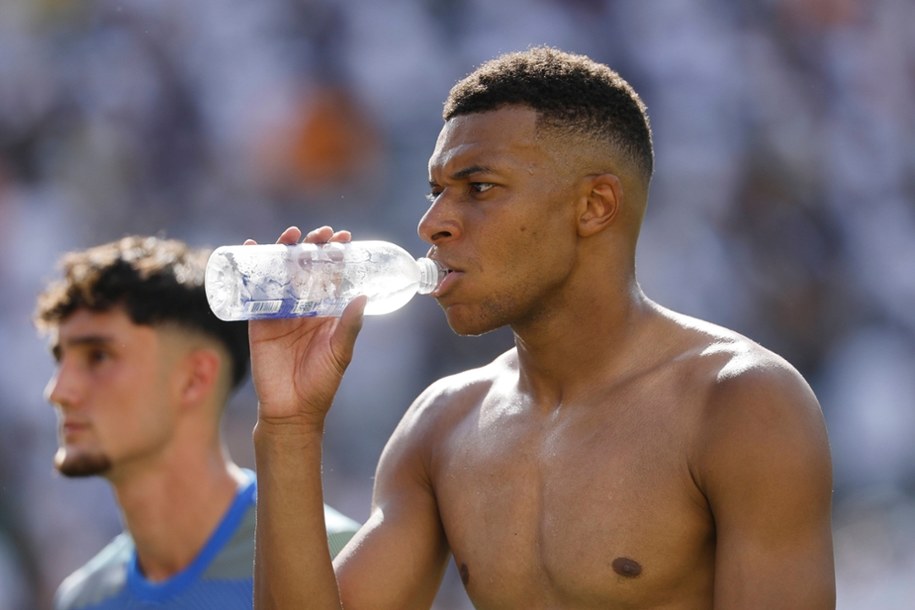 Kylian Mbappe z Realu Madryt po przegranej z PSG w klubowych mistrzostwach świata w USA. /CJ GUNTHER /PAP/EPA