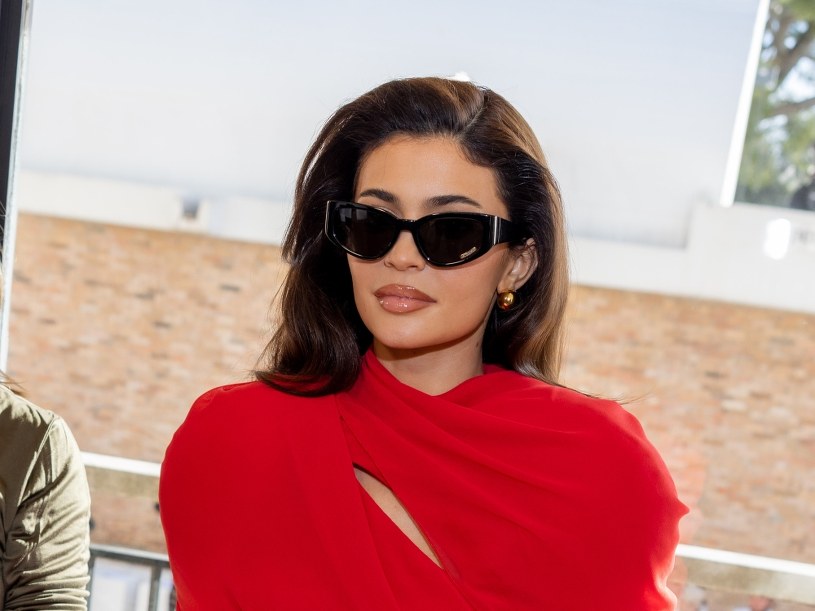 Kylie Jenner w zachwycającej sukni. Piękna ale... niewygodna! 