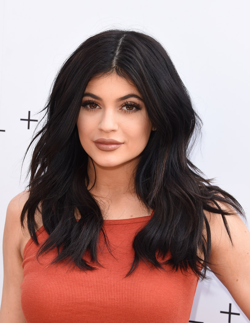 Kylie Jenner zrobiła sobie ponoć 12 operacji plastycznych! /Jason Merritt /Getty Images