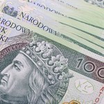 ​L4 a babciowe. Czy w takim przypadku będzie przysługiwało 1500 zł?