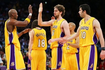 LA Lakers - faworyci do tytułu? /AFP