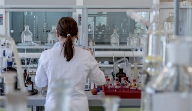Laboratoria dermatologiczne i ogólnomedyczne - czym się zajmują?