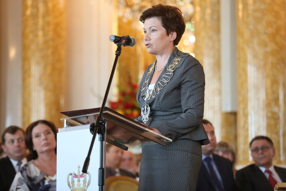 Łącznie pod wnioskiem o referendum ws. odwołania Hanny Gronkiewicz-Waltz podpisało się 220 tysięcy osób /Leszek Szymański /PAP