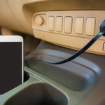 Ładowarka indukcyjna - sposób na ładowanie smartfona w samochodzie