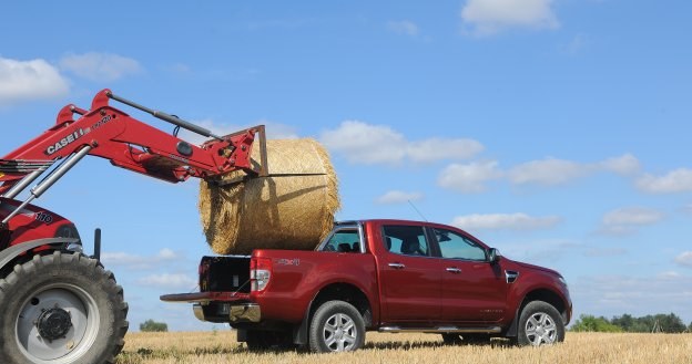 Ładowność Rangera w tej wersji wynosi 1045 kg. Auto może holować przyczepę o masie do 3350 kg. /Motor