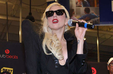 Lady GaGa fot. Kristian Dowling /Getty Images/Flash Press Media